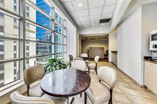 545 N Dearborn St, Chicago, IL 60654 - Photo 29
