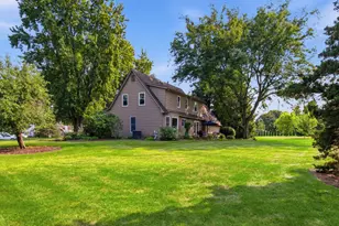 39W150 Adobe Ridge, Elgin, IL 60124 - Photo 11