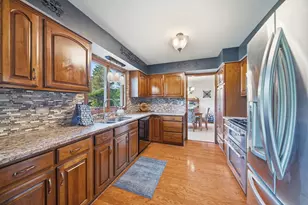 39W150 Adobe Ridge, Elgin, IL 60124 - Photo 15