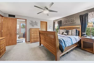39W150 Adobe Ridge, Elgin, IL 60124 - Photo 27