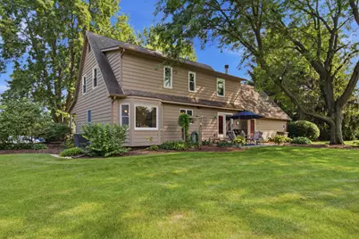 39W150 Adobe Ridge, Elgin, IL 60124 - Photo 9