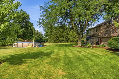 39W150 Adobe Ridge, Elgin, IL 60124 - Photo 7
