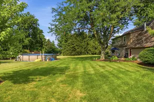 39W150 Adobe Ridge, Elgin, IL 60124 - Photo 7