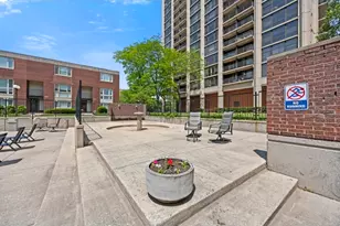 2605 S Indiana Ave, Chicago, IL 60616 - Photo 25