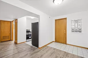 4453 N Dover St, Chicago, IL 60640 - Photo 7
