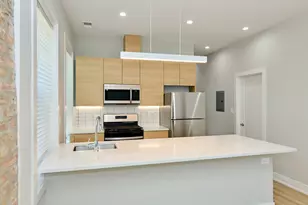 2868 W 21st Pl, Chicago, IL 60623 - Photo 7