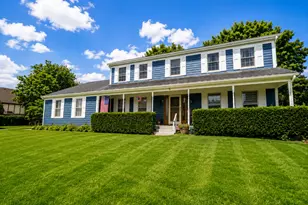 6 Heather Ln, Hawthorn Woods, IL 60047 - Photo 1