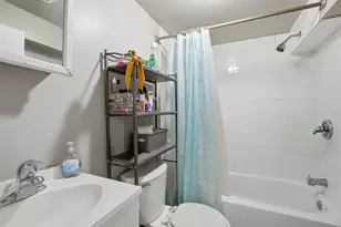 1654 N Austin Ave, Chicago, IL 60639 - Photo 23