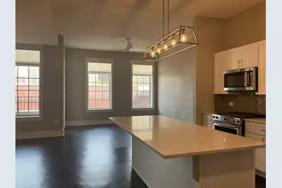 2050 N Clark Street #301, Chicago, IL 60614 - Photo 3