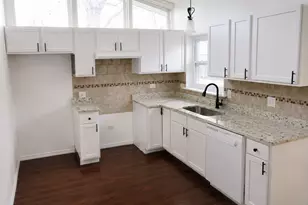 688 E 154th St, Dolton, IL 60419 - Photo 5
