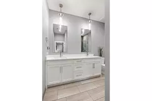 2712 W Montrose Ave, Chicago, IL 60618 - Photo 27