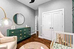 2712 W Montrose Ave, Chicago, IL 60618 - Photo 19