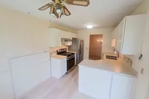 1232 Plum Tree Ct, Schaumburg, IL 60193 - Photo 3