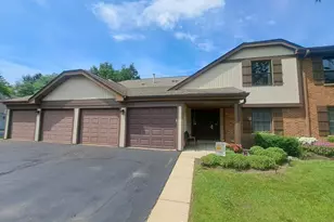1232 Plum Tree Ct, Schaumburg, IL 60193 - Photo 1