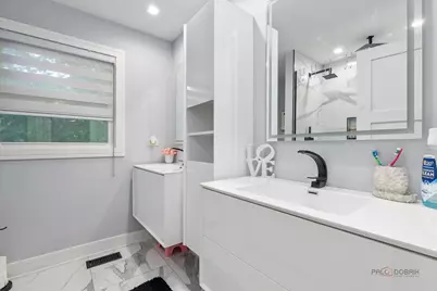 2759 Royal Drive, Northbrook, IL 60062 - Photo 19
