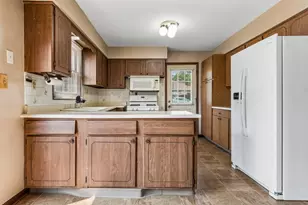 151 Muehl St, Lockport, IL 60441 - Photo 5