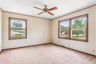 151 Muehl St, Lockport, IL 60441 - Photo 11