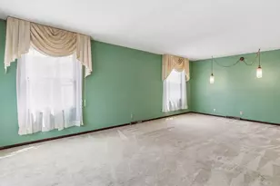151 Muehl St, Lockport, IL 60441 - Photo 9