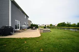 936 Wildwood Dr, Pingree Grove, IL 60140 - Photo 19