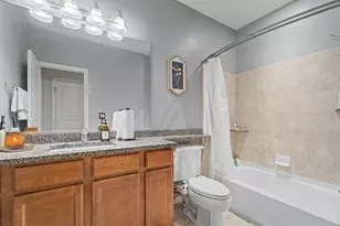 1379 Scarboro Rd, Schaumburg, IL 60193 - Photo 27