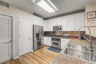 1379 Scarboro Road, Schaumburg, IL 60193 - Photo 7