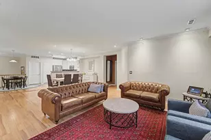 1379 Scarboro Rd, Schaumburg, IL 60193 - Photo 5