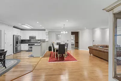 1379 Scarboro Road, Schaumburg, IL 60193 - Photo 31