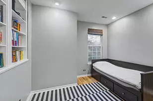 1379 Scarboro Rd, Schaumburg, IL 60193 - Photo 19