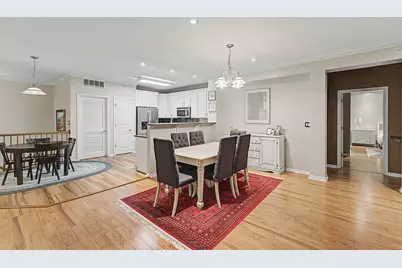 1379 Scarboro Road, Schaumburg, IL 60193 - Photo 11