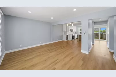 1809 Dumont Lane, Schaumburg, IL 60194 - Photo 3
