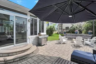 9035 Westminster Dr, Woodridge, IL 60517 - Photo 29