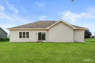 720 Bender St, Sandwich, IL 60548 - Photo 19