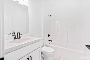 720 Bender St, Sandwich, IL 60548 - Photo 15