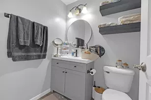 1011 N South Elgin Blvd, South Elgin, IL 60177 - Photo 11