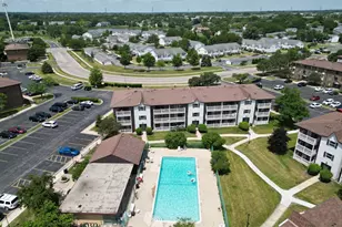 185 Gregory St, Aurora, IL 60504 - Photo 1