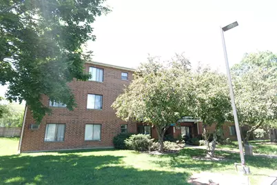 1303 N Winslowe Drive #203, Palatine, IL 60074 - Photo 1
