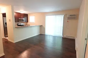 1303 N Winslowe Dr, Palatine, IL 60074 - Photo 13