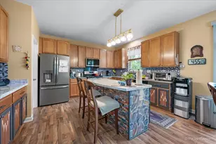 730 Charismatic Dr, Oswego, IL 60543 - Photo 11