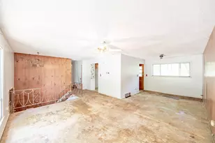7207 Catalpa Ave, Woodridge, IL 60517 - Photo 3