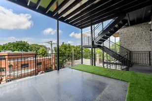 3056 N Lincoln Ave, Chicago, IL 60657 - Photo 9