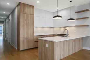 3056 N Lincoln Ave, Chicago, IL 60657 - Photo 7