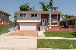 9050 W 93rd St, Hickory Hills, IL 60457 - Photo 1