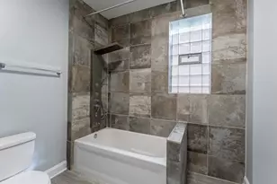 555 N Lawler Ave, Chicago, IL 60644 - Photo 13