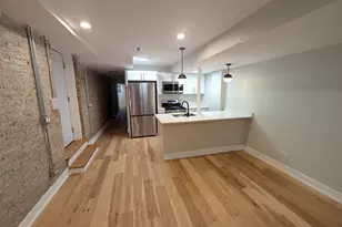 616 W Patterson Ave, Chicago, IL 60613 - Photo 7