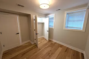 616 W Patterson Ave, Chicago, IL 60613 - Photo 13