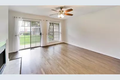 437 Grosse Pointe Circle #437, Vernon Hills, IL 60061 - Photo 13