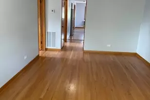 4570 N Narragansett Ave, Harwood Heights, IL 60706 - Photo 3