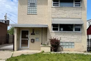 4570 N Narragansett Ave, Harwood Heights, IL 60706 - Photo 1