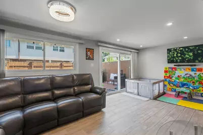 8914 Robin Drive #B, Des Plaines, IL 60016 - Photo 9
