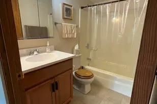 1101 E Division St, Lockport, IL 60441 - Photo 9